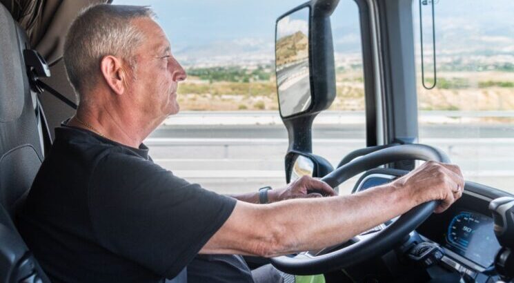 Truck U – CDL Programs Near Me & CDL Driver Training Near Me