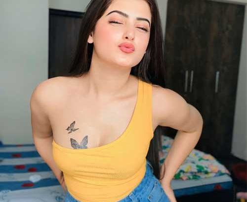 Call girls in Arjun Nagar Delhi 💘((880013...